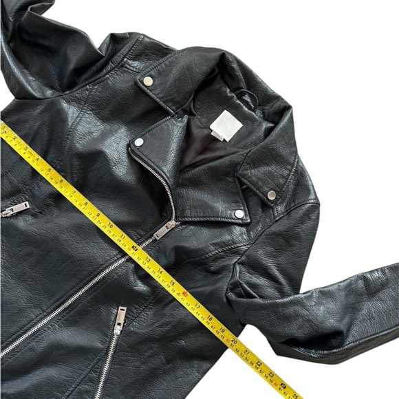 H&M Women’s Size 12 Faux Leather Moto Biker Jacket Black Zip Up - Picture 3 of 6